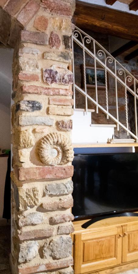 La Casetta Nel Borgo Castelnuovo di Val di Cecina Eksteriør bilde